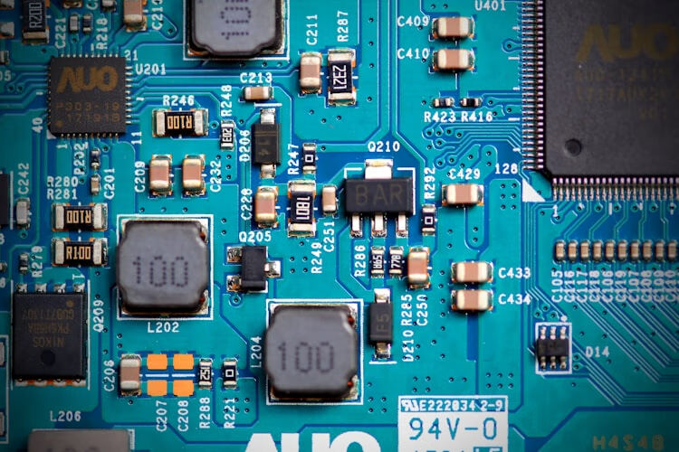 2022年公需课数字化赋能新时代人才培养路径探析